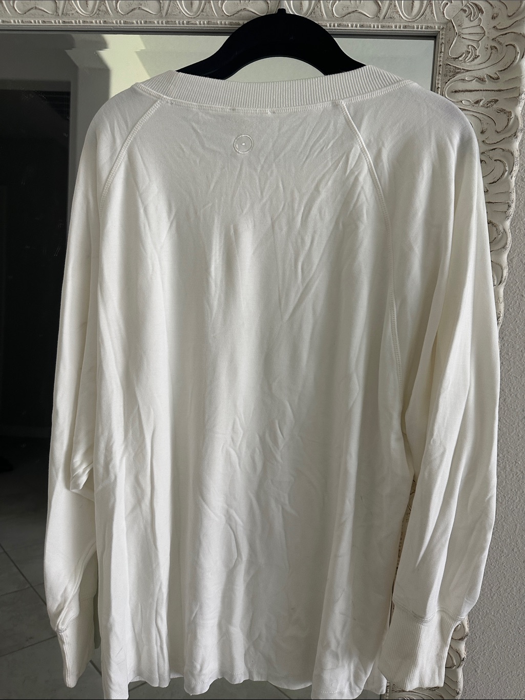Sunday Citizen White Pullover Long-Sleeve Top — image 3 of 3
